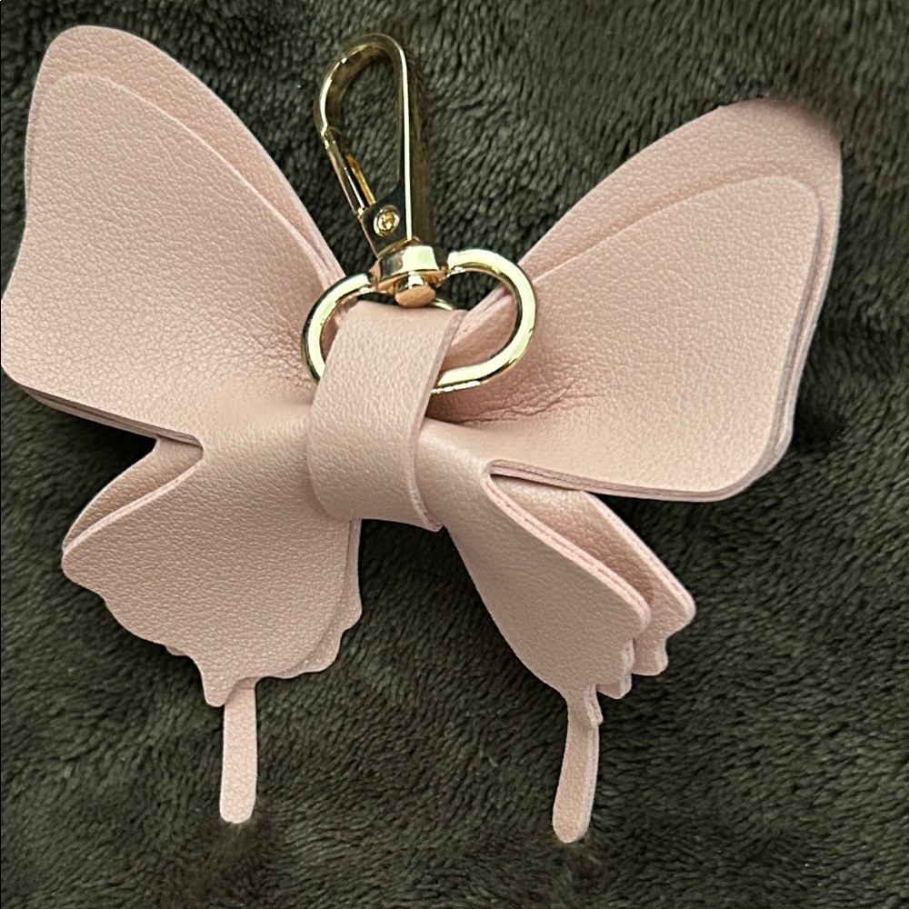 Beautiful Faux Leather Butterfly Bag Charm or Keychain - Picture 7 of 8